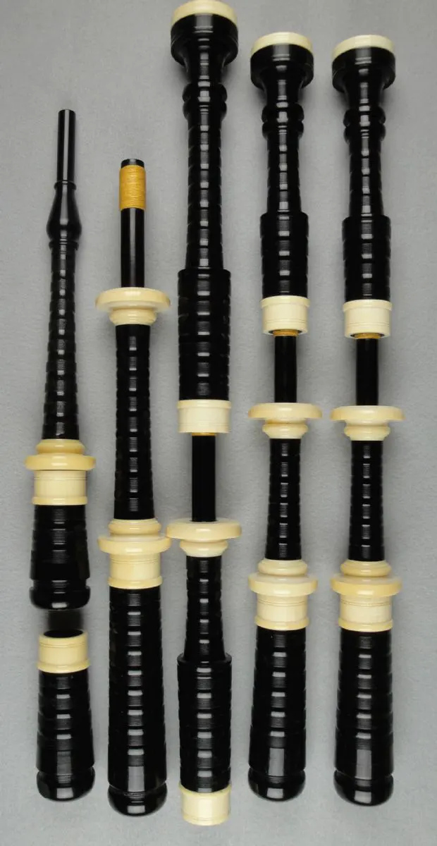 1952 R. G. Hardie, Full Ivory