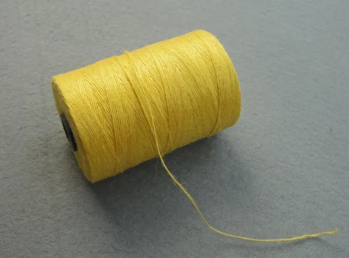 unwaxed yellow hemp for bagpipes
