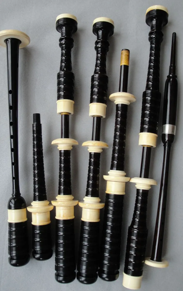 Henderson 1936, Mint, with Original Chanter and Practice Chanter, Shipping Labels