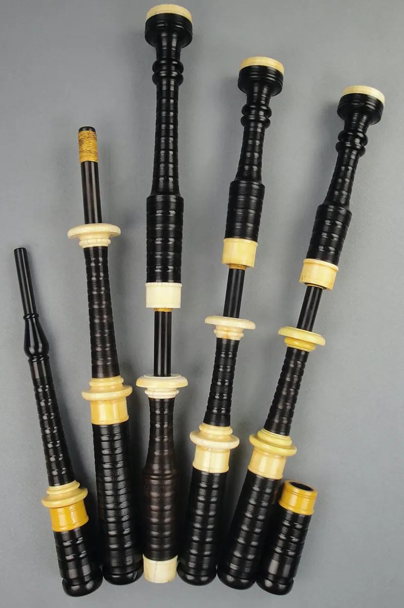 HendersonCirca1920FullIvory