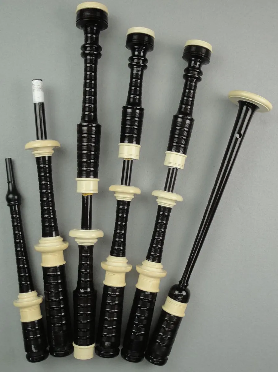 R. Gillanders and Son, Circa 1956, Full Natural