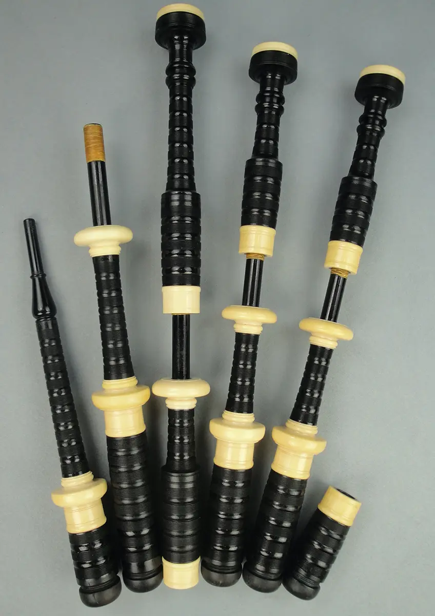 Robertson, Post-1950, Full Ivory