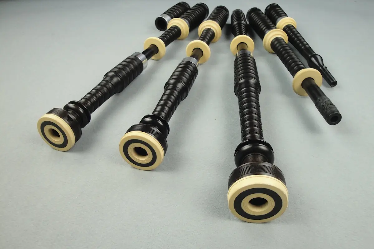 Atherton Legacy, 2022, Holly, Aluminum Alloy