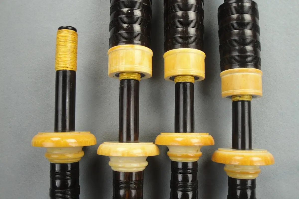 Grainger & Campbell, Circa 1960, Full Ivory