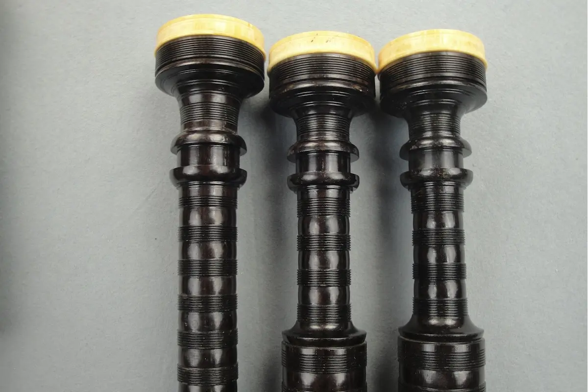 Grainger & Campbell, Circa 1960, Full Ivory