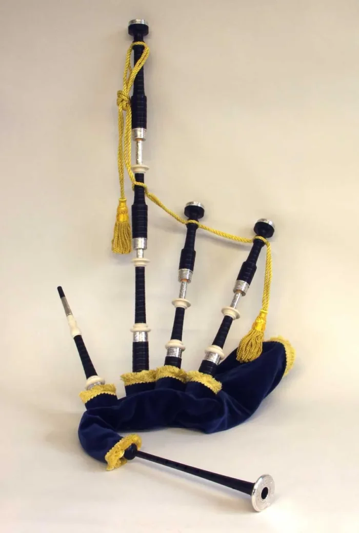 half silvers bagpipes