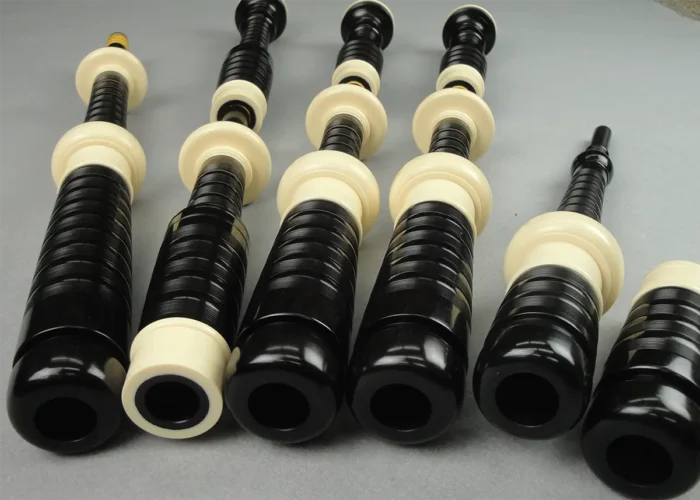 REPRODUCTION: “The Robbie” by Dunbar Bagpipes and Jim McGillivray