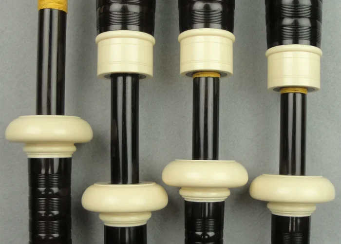 REPRODUCTION: “The Robbie” by Dunbar Bagpipes and Jim McGillivray